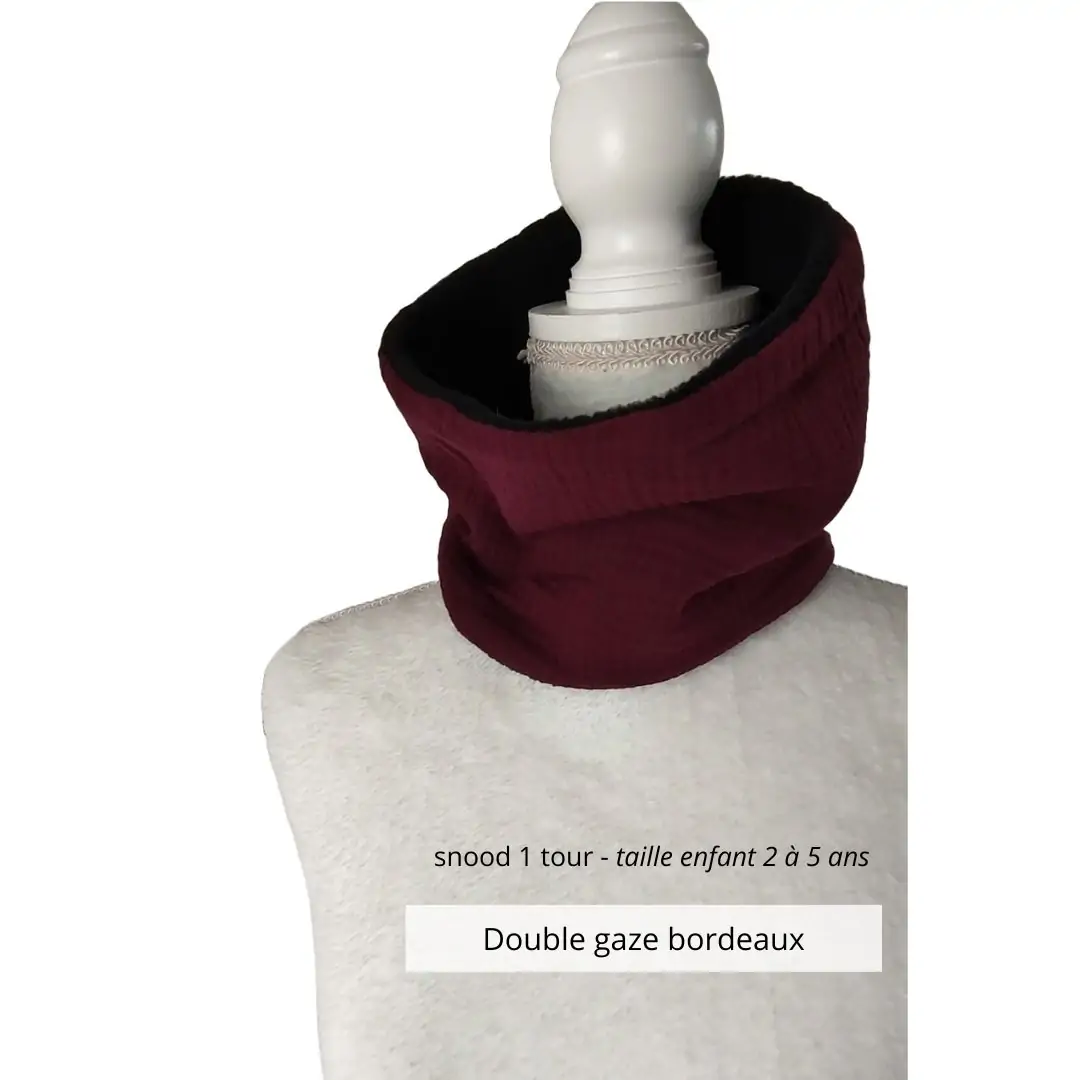 snood-emia-creations-snood-tissu-snood-polaire-enfant-2-à-5-ans-snood-polaire-snood-en-tissu-snood-en-polaire-tour-de-cou-cache-cou-un-tour-de-cou-un-snood-tour-de-cou-ski-tour-de-cou-hiver-tour-de-cou-fourré-tour-de-cou-en-polaire-tour-de-cou-chaud-protège-cou-cache-cou-polaire-cache-cou-hiver-snood-fait-main-snood-doublé-cache-cou-automne-tour-de-cou-hiver-snood-coton-tour-de-cou-en-coton-noel-cadeau-idee-cadeau-pour-noel-cadeau-fait-main-dernière-minute-cadeau-artisanal-cadeau-enfant-coffret-cadeau-noel-snood-bordeaux-marché-de-noel-2023-emia-créations-vente-cadeau-de-noël-boutique-en-ligne-femme-artisanat-autour-de-moi-artisanat-français-vente-artisanat-en-ligne-lartisanat-en-ligne-idées-cadeaux-originaux-cadeaux-de-noël-originaux-cadeau-de-noel-original-coffret-cadeau-noel-femme