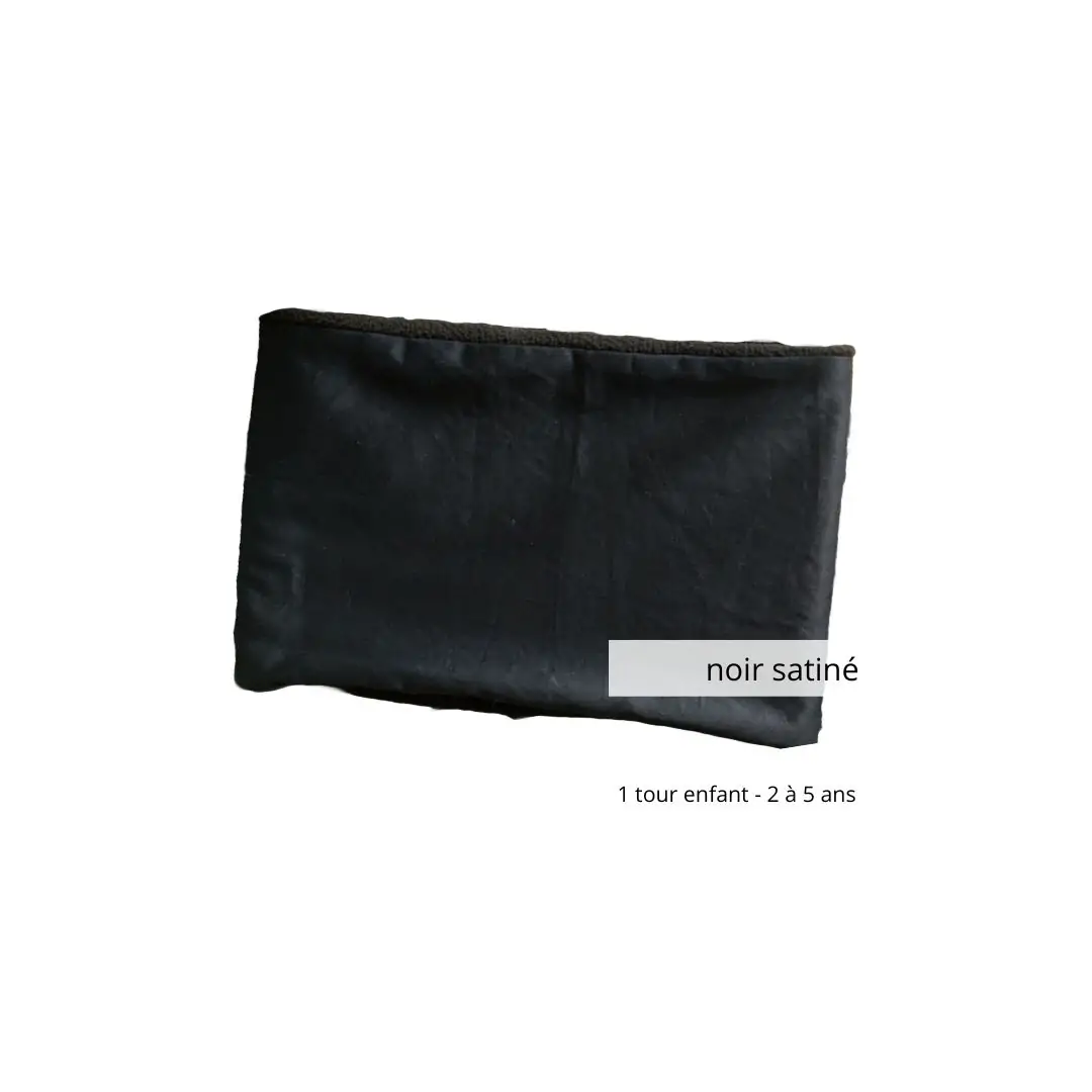 snood-emia-creations-snood-tissu-snood-polaire-enfant-2-à-5-ans-snood-polaire-snood-en-tissu-snood-en-polaire-tour-de-cou-cache-cou-un-tour-de-cou-un-snood-tour-de-cou-ski-tour-de-cou-hiver-tour-de-cou-fourré-tour-de-cou-en-polaire-tour-de-cou-chaud-protège-cou-cache-cou-polaire-cache-cou-hiver-snood-fait-main-snood-doublé-cache-cou-automne-tour-de-cou-hiver-snood-coton-tour-de-cou-en-coton-noel-cadeau-idee-cadeau-pour-noel-cadeau-fait-main-dernière-minute-cadeau-artisanal-cadeau-enfant-coffret-cadeau-noel-tour-de-cou-noir