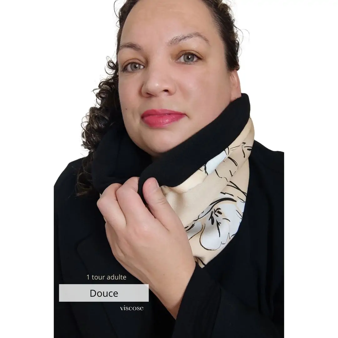 snood-emia-creations-snood-tissu-snood-polaire-femme-snood-polaire-snood-en-tissu-snood-en-polaire-tour-de-cou-cache-cou-tour-de-cou-pour-femme-tour-de-cou-femme-snood-femme-un-tour-de-cou-un-snood-tour-de-cou-ski-tour-de-cou-hiver-tour-de-cou-fourré-tour-de-cou-en-polaire-tour-de-cou-chaud-protège-cou-les-tours-de-cou-cache-cou-polaire-cache-cou-hiver-cache-cou-femme-original-snood-fait-main-snood-doublé-cache-cou-automne-tour-de-cou-hiver-cache-cou-original-snood-rose-tour-de-cou-rose-snood-taille-adulte-noel-cadeau-idee-cadeau-pour-noel-cadeau-fait-main-dernière-minute-cadeau-artisanal-cadeau-femme-original-coffret-cadeau-noel